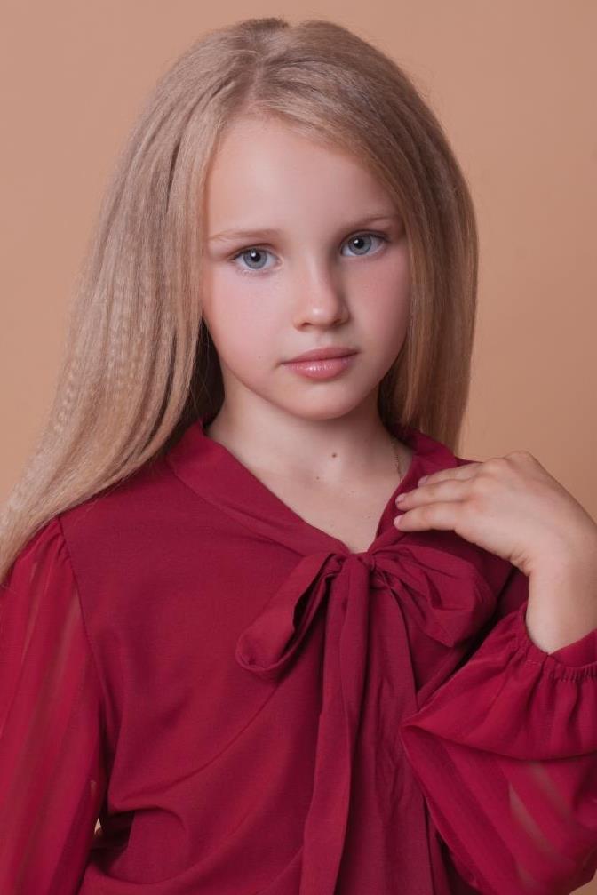 ALEKSANDRA ANDRIYKO | gomodels